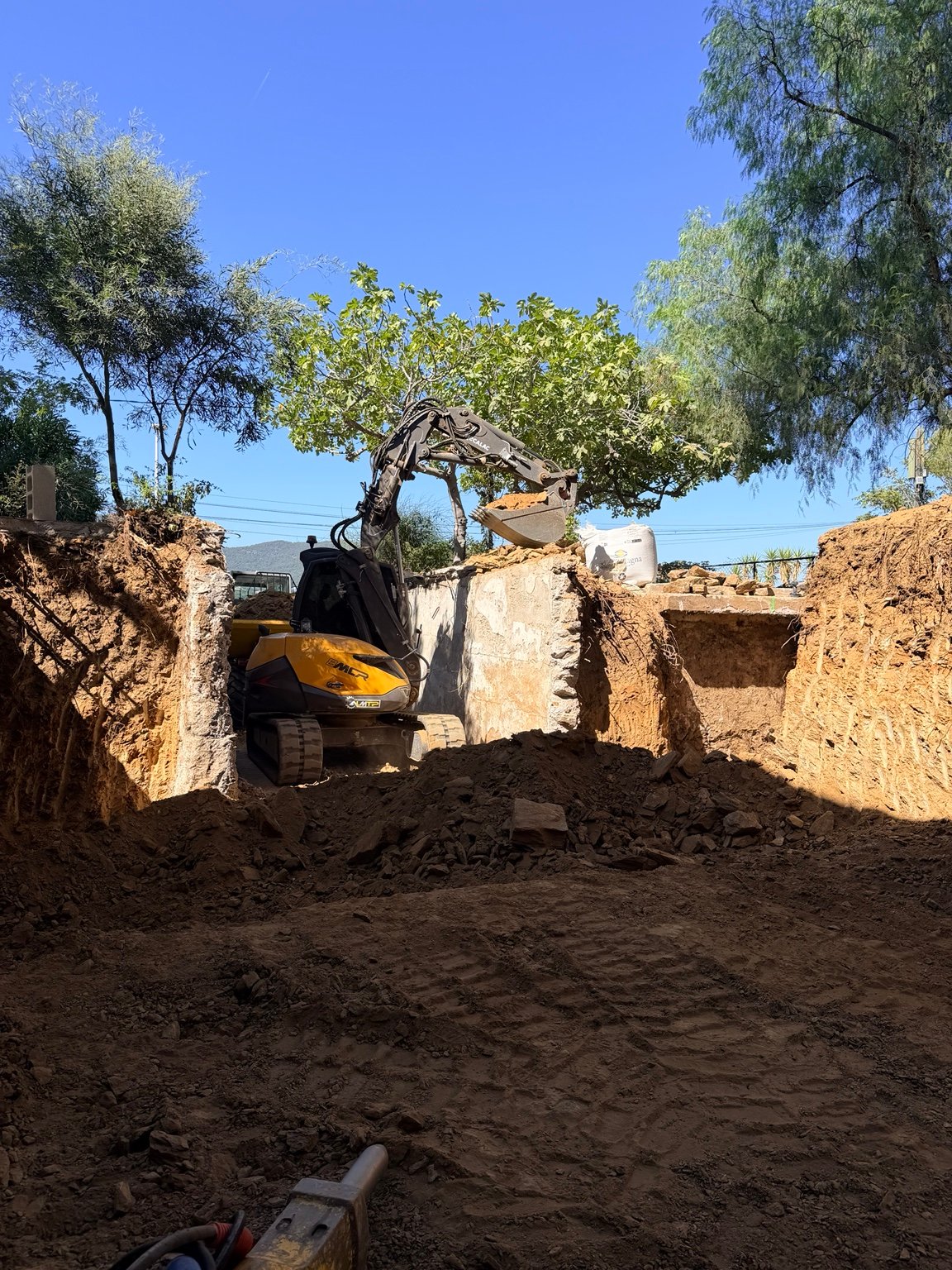 Mecalac 8 MCR ALMTP – chantier dans le Var