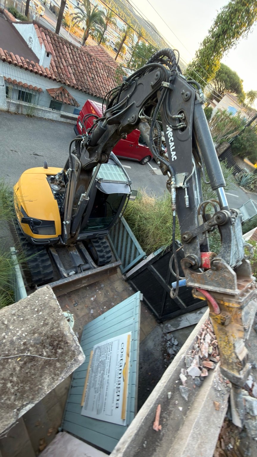 Mecalac 8 MCR ALMTP – terrassement